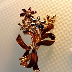 Vintage Monet floral bouquet brooch